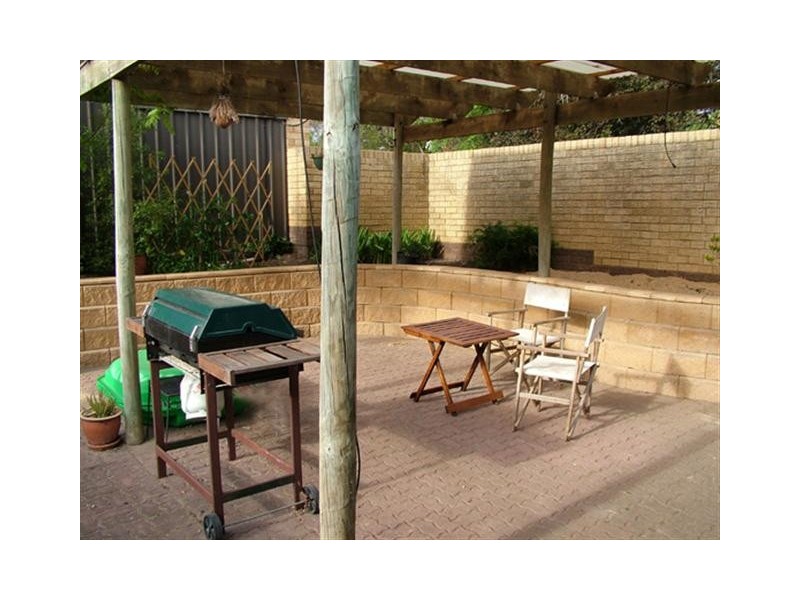 9 Banff Court, Happy Valley SA 5159