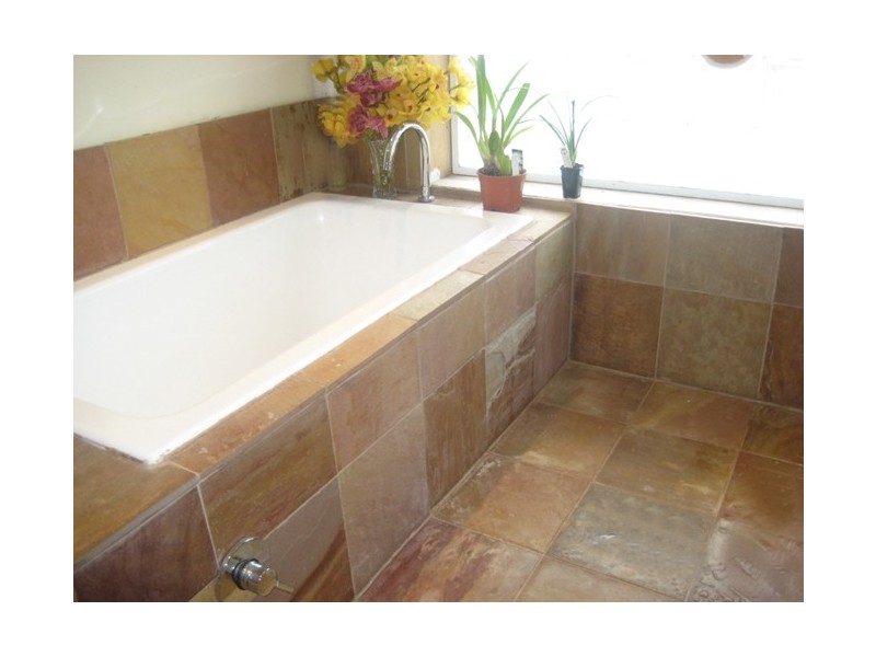 21 Glenloth Dr, Happy Valley SA 5159