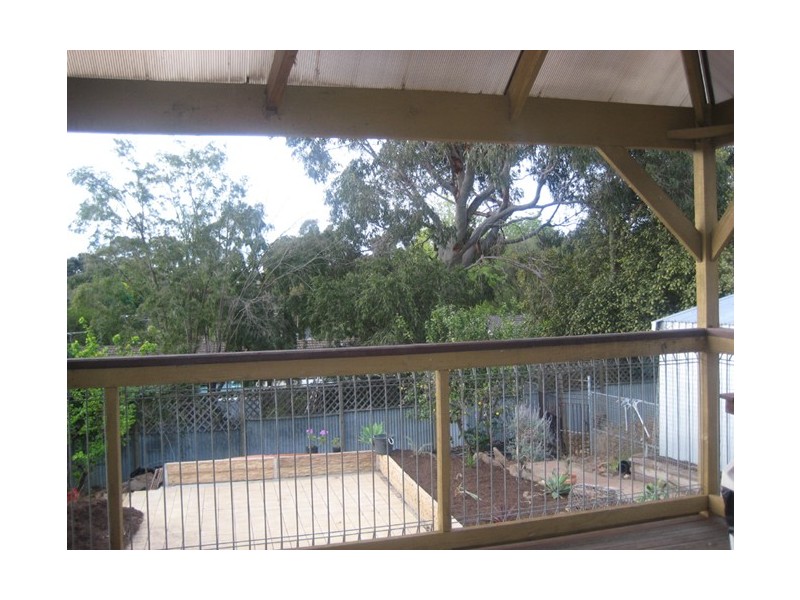21 Glenloth Dr, Happy Valley SA 5159