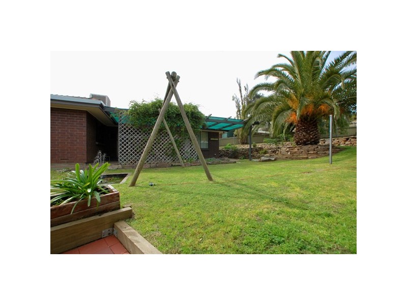 4 Poplar Court, Aberfoyle Park SA 5159
