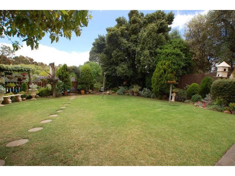 11 Tongan Way, Happy Valley SA 5159