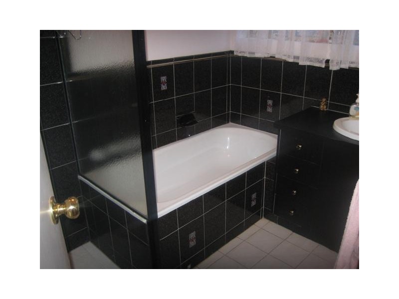 63 Daveys Road, Flagstaff Hill SA 5159