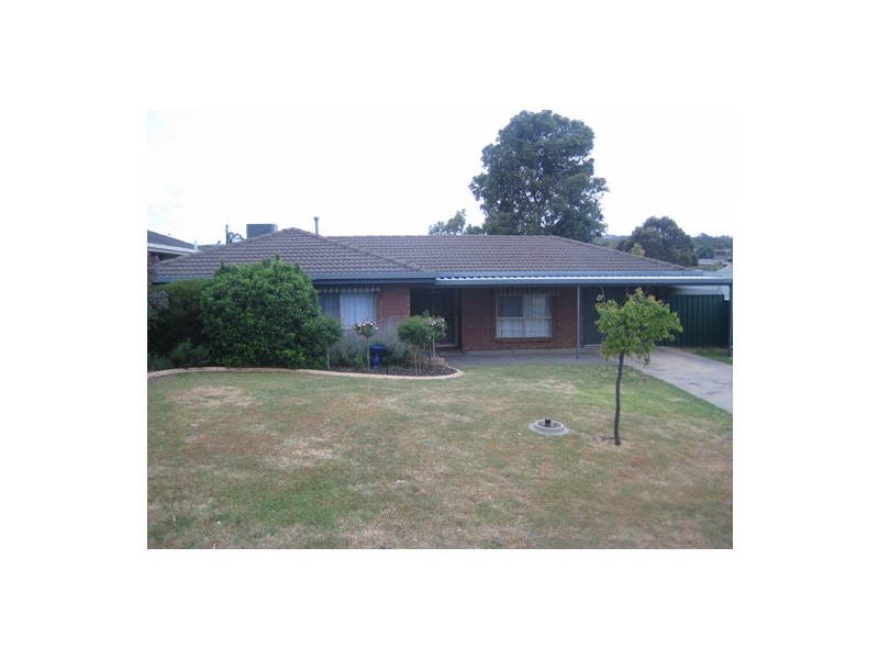 2 Dorita Court, Woodcroft SA 5162