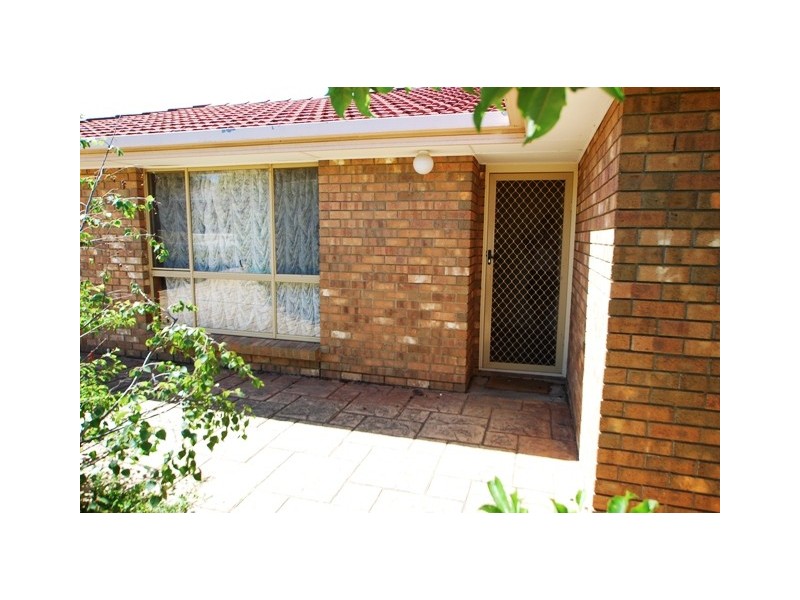 10 Anita Court, Woodcroft SA 5162