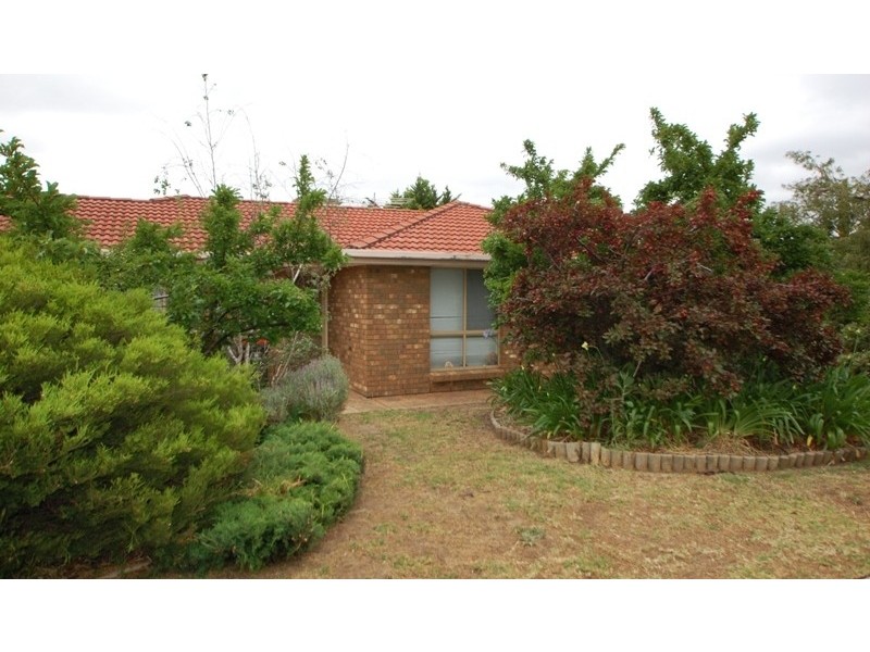 10 Anita Court, Woodcroft SA 5162