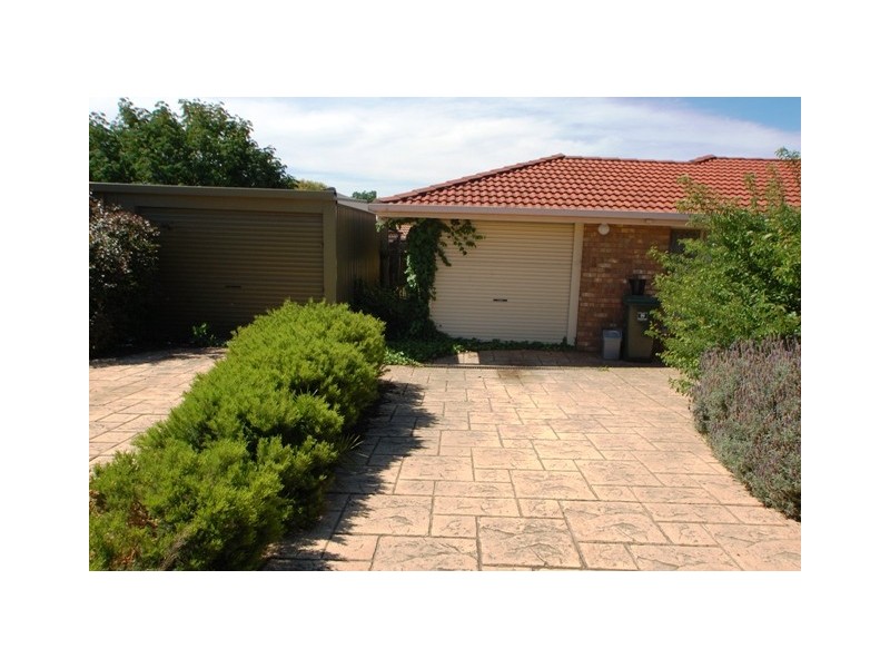 10 Anita Court, Woodcroft SA 5162