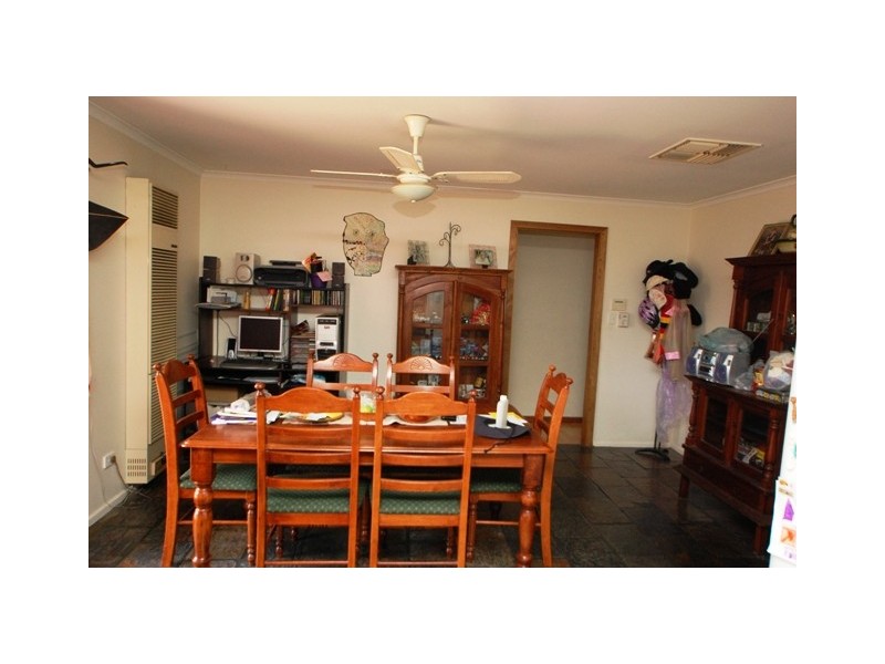 10 Anita Court, Woodcroft SA 5162