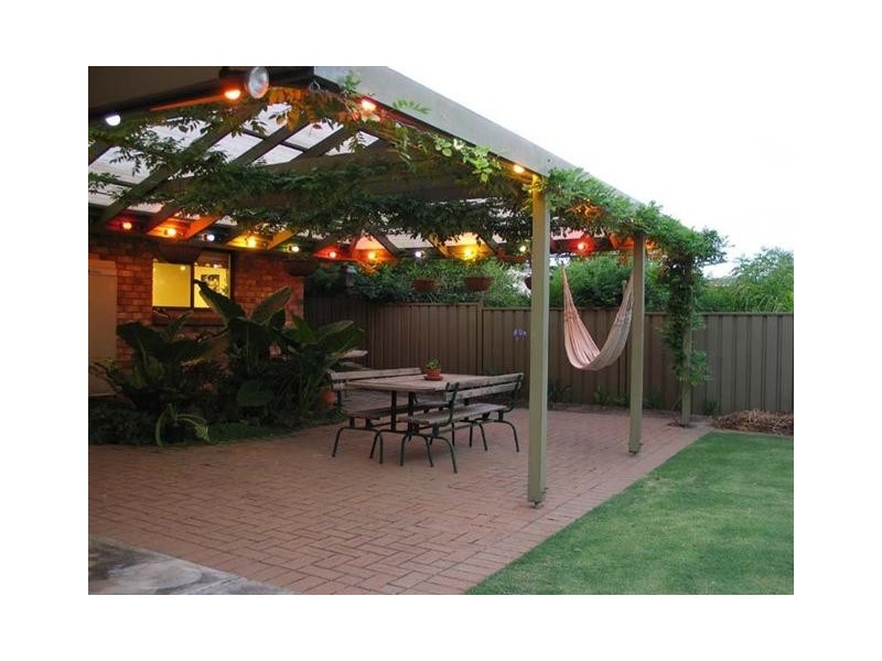 16 Torresan Cres, Flagstaff Hill SA 5159