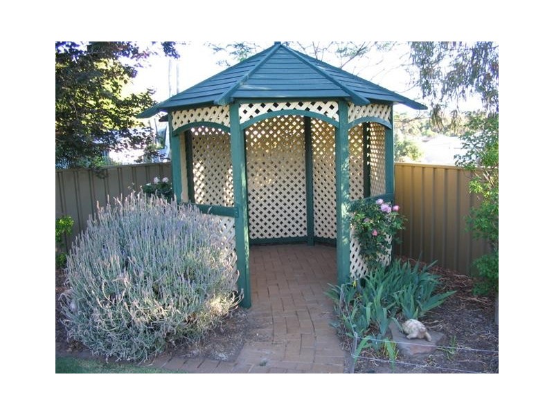 16 Torresan Cres, Flagstaff Hill SA 5159