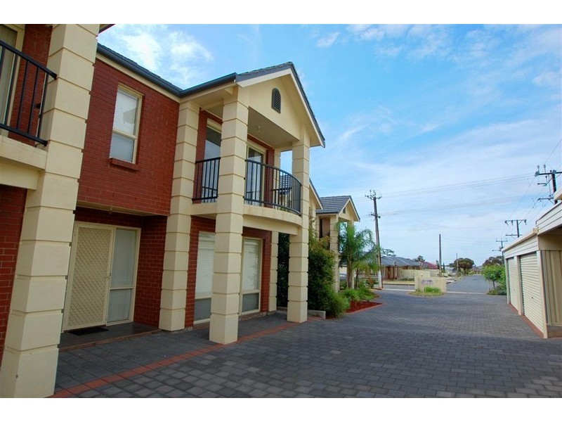 20c Byron Avenue, Clovelly Park SA 5042