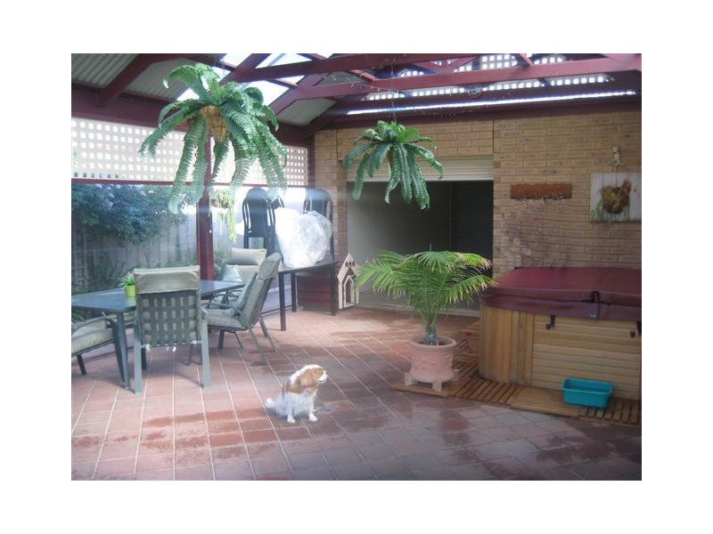 16 Alana Walk, Woodcroft SA 5162