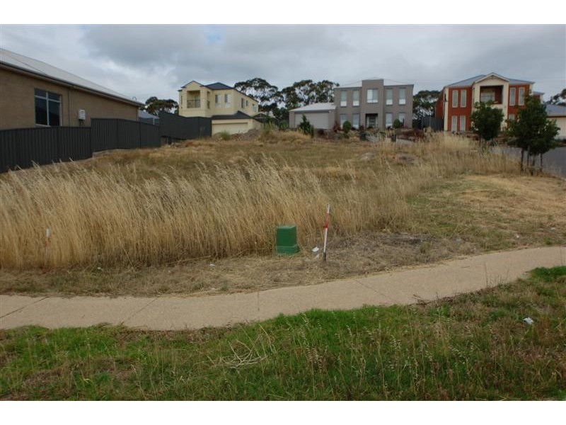 18 Evergreen Parade, Flagstaff Hill SA 5159