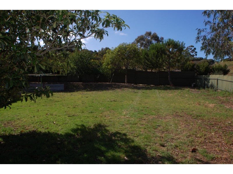 17 Upper Penneys Hill Road, Onkaparinga Hills SA 5163