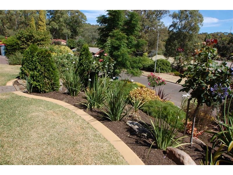 25 Banksia Road, Aberfoyle Park SA 5159