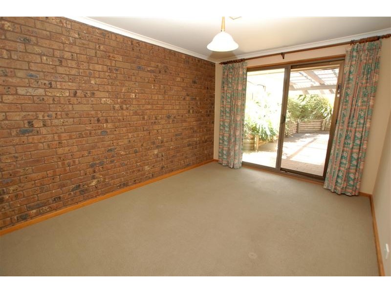 25 Banksia Road, Aberfoyle Park SA 5159