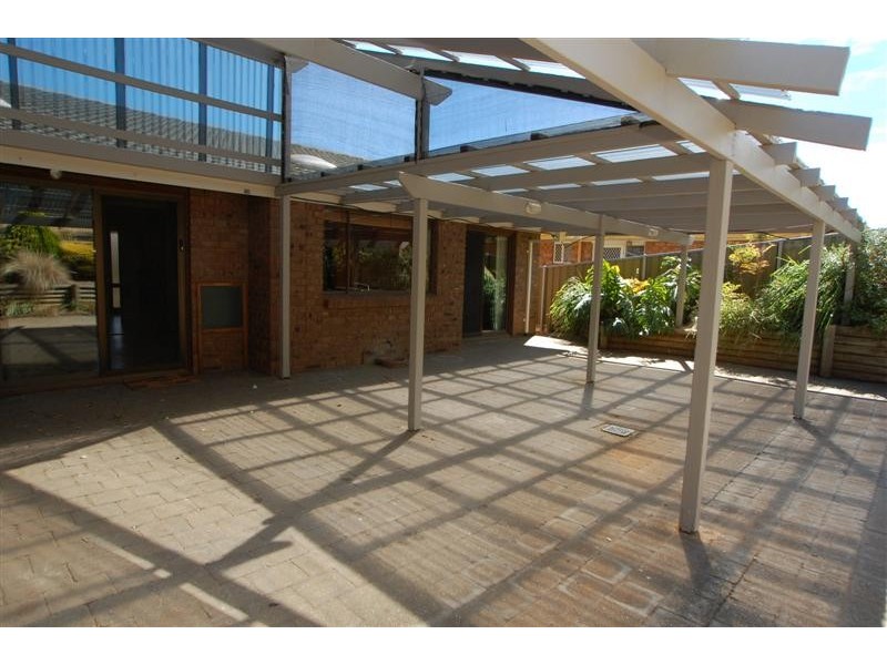 25 Banksia Road, Aberfoyle Park SA 5159