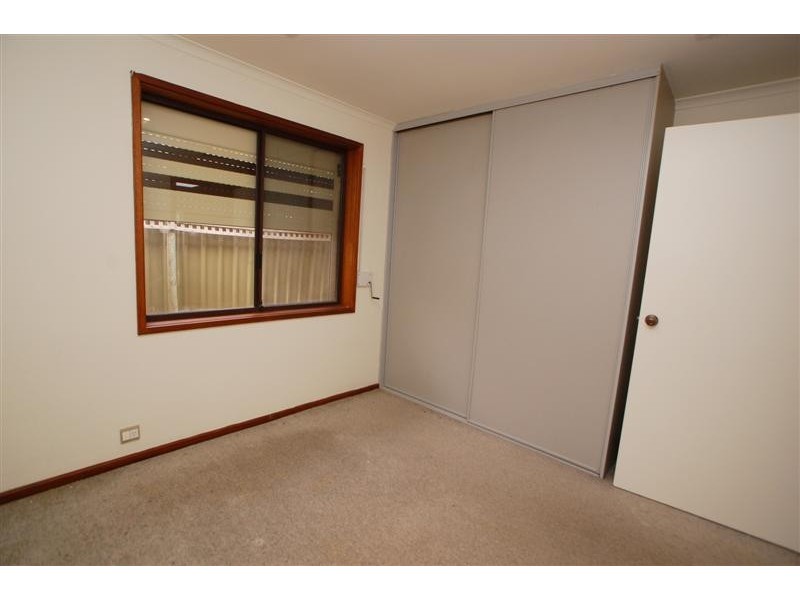 5 Rubin Crescent, Happy Valley SA 5159