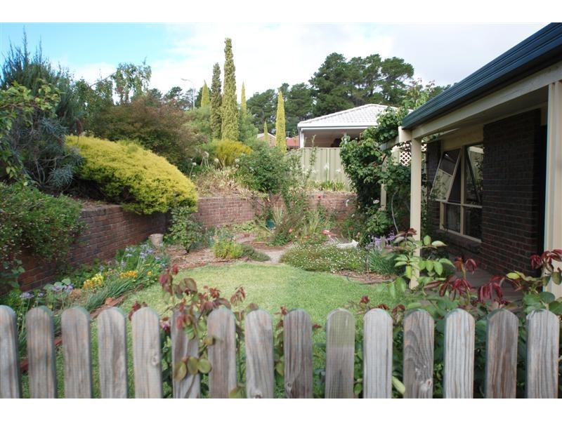19 Walters Crescent, Aberfoyle Park SA 5159