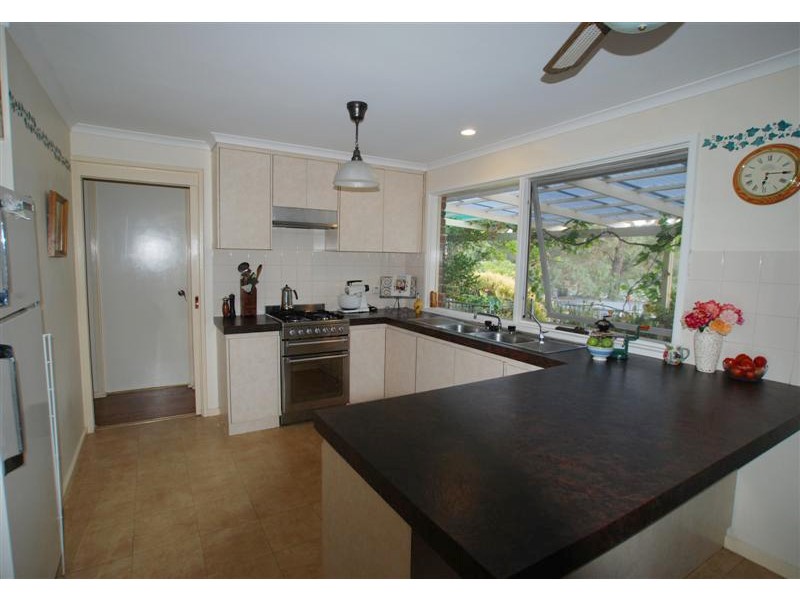 19 Walters Crescent, Aberfoyle Park SA 5159