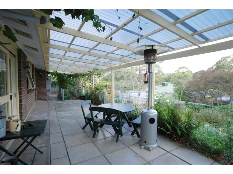 19 Walters Crescent, Aberfoyle Park SA 5159