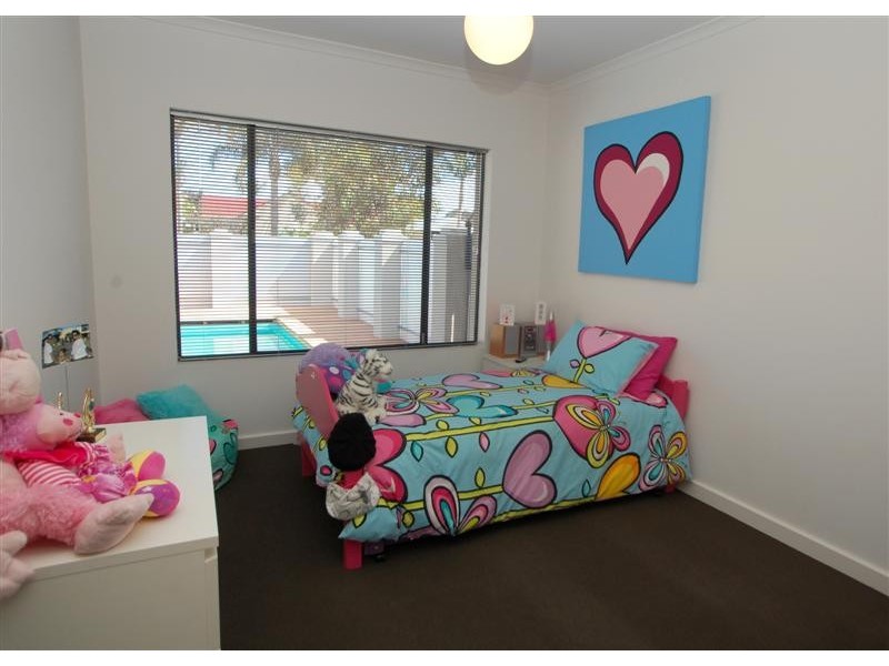 26 Nixon Street, Marion SA 5043