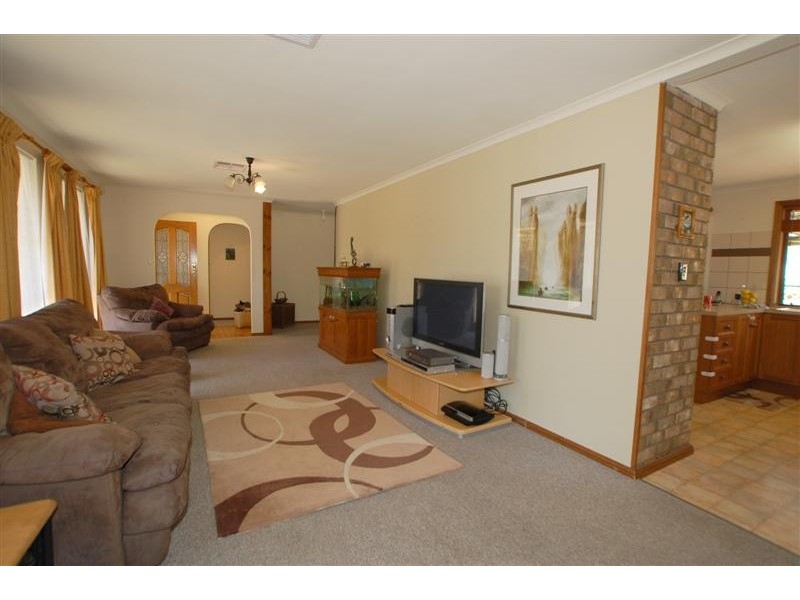 10 Alpine Road, Happy Valley SA 5159