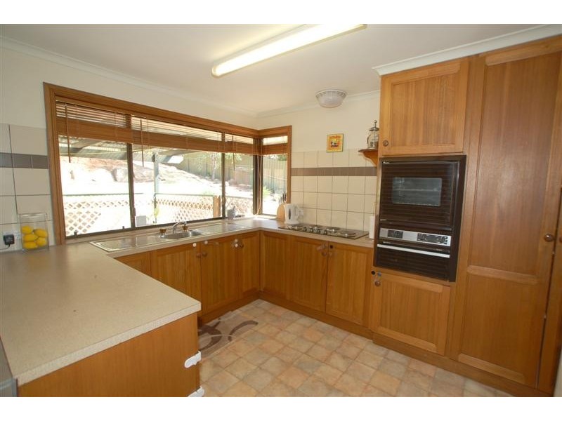 10 Alpine Road, Happy Valley SA 5159