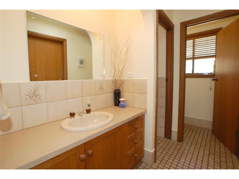 10 Alpine Road, Happy Valley SA 5159