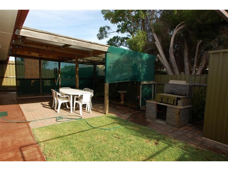 1-2 Woodcock Place, Morphett Vale SA 5162