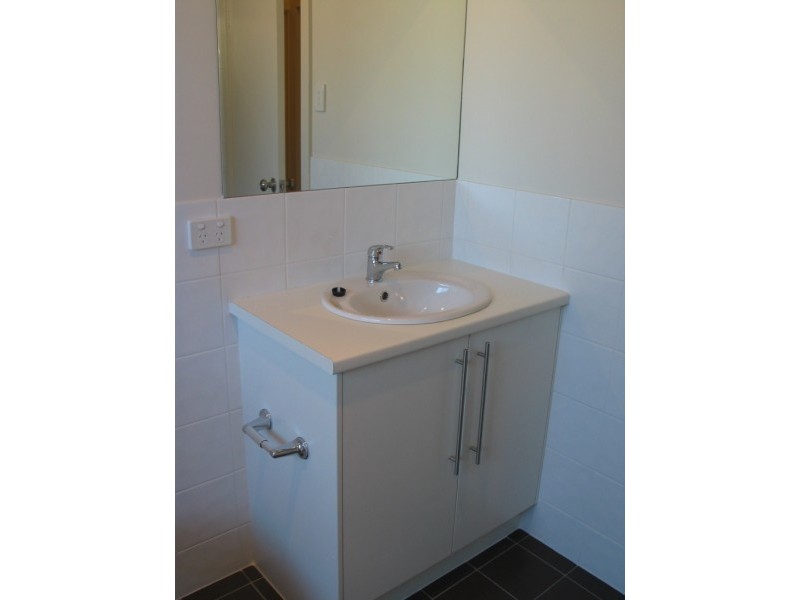 1 Richard Ave, Mitchell Park SA 5043