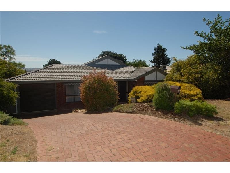 38 Barton Drive, Trott Park SA 5158