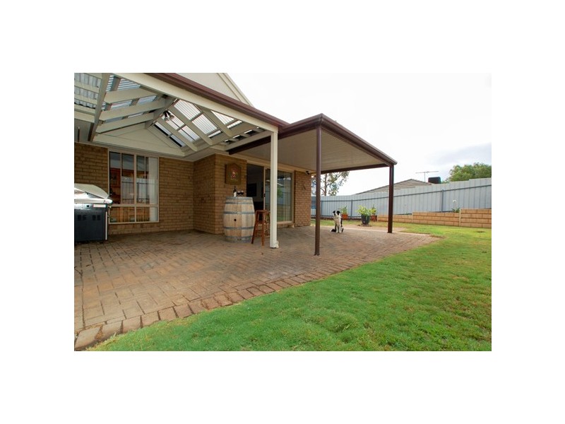 4 Kansy Court, Morphett Vale SA 5162