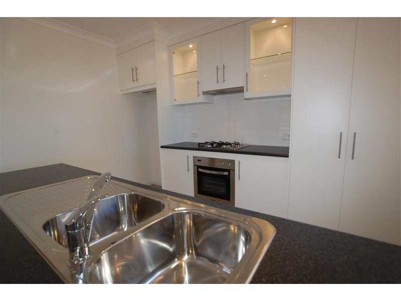 2b Dalkeith Avenue, Dover Gardens SA 5048