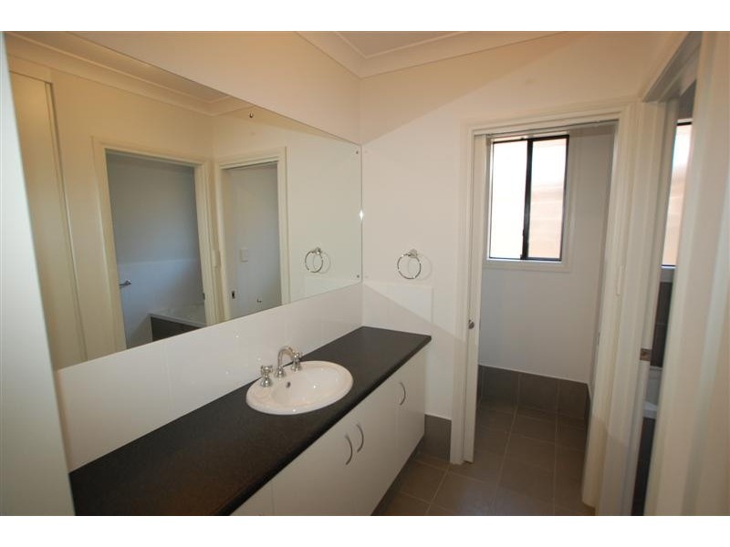 2b Dalkeith Avenue, Dover Gardens SA 5048