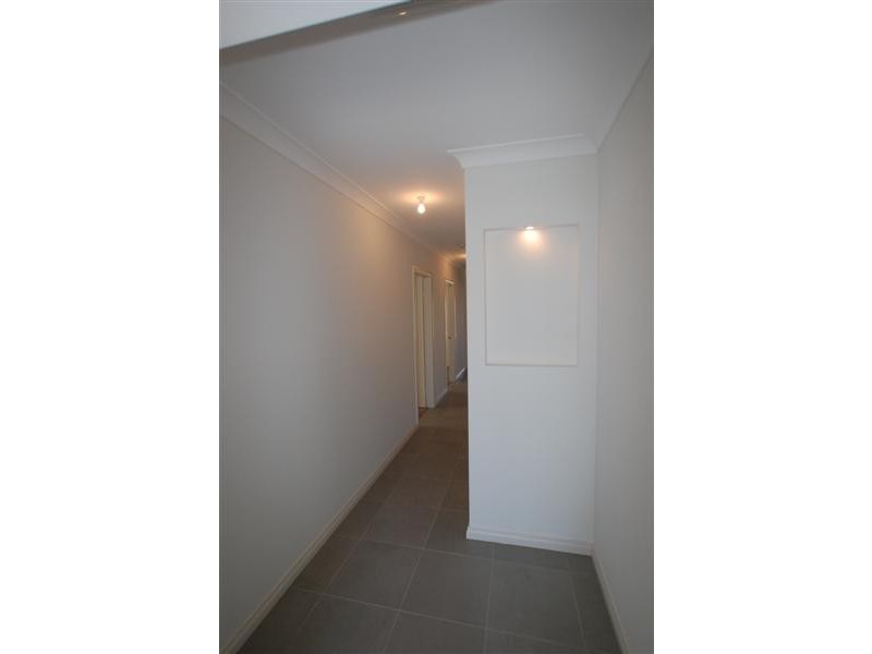 2b Dalkeith Avenue, Dover Gardens SA 5048