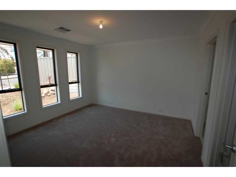 2d Dalkeith Avenue, Dover Gardens SA 5048