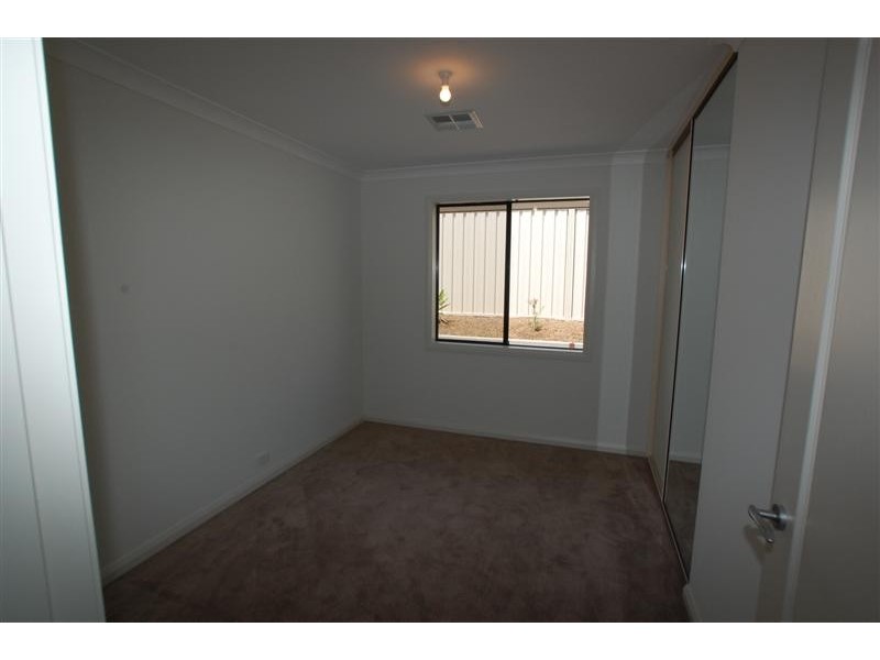 2d Dalkeith Avenue, Dover Gardens SA 5048