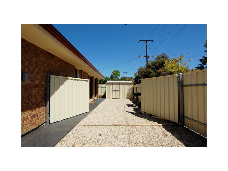 24 Abbott Avenue, Morphett Vale SA 5162
