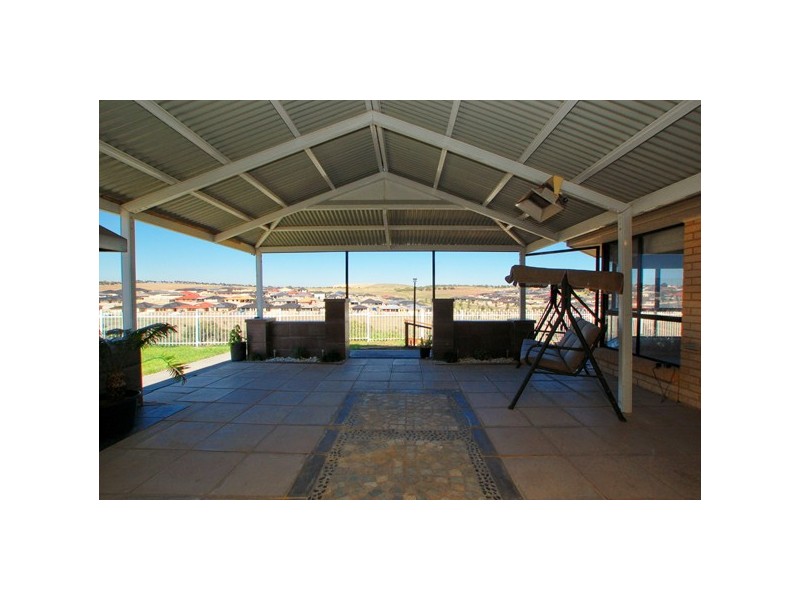 83 Grand Boulevard, Seaford Rise SA 5169