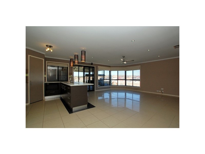 83 Grand Boulevard, Seaford Rise SA 5169