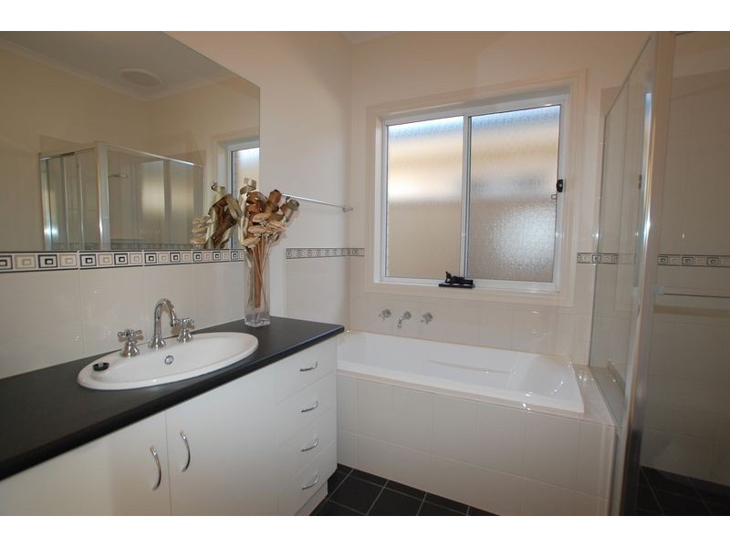 1d Fourth Avenue, Ascot Park SA 5043