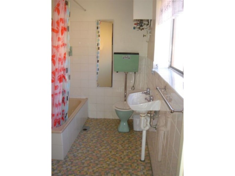 9/23 Military Rd, West Beach SA 5024