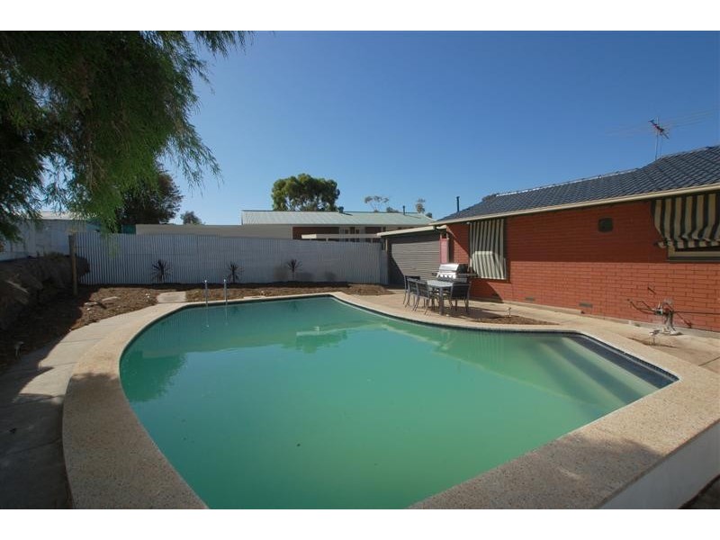 11 Milan Crescent, Hackham West SA 5163