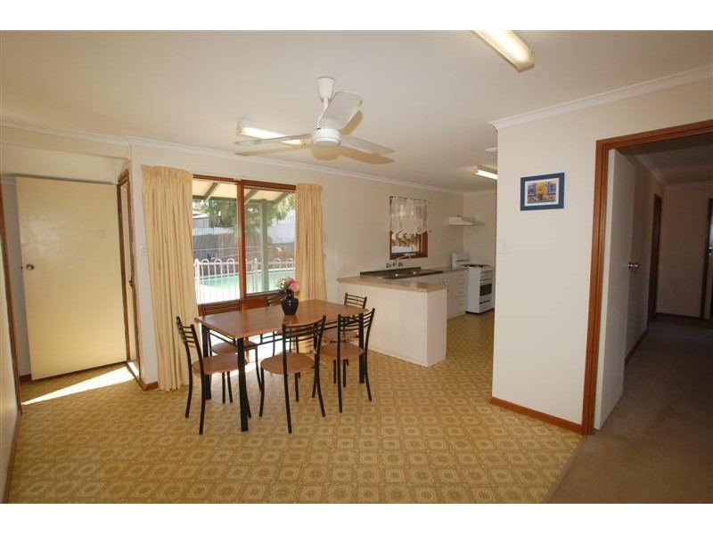 11 Milan Crescent, Hackham West SA 5163