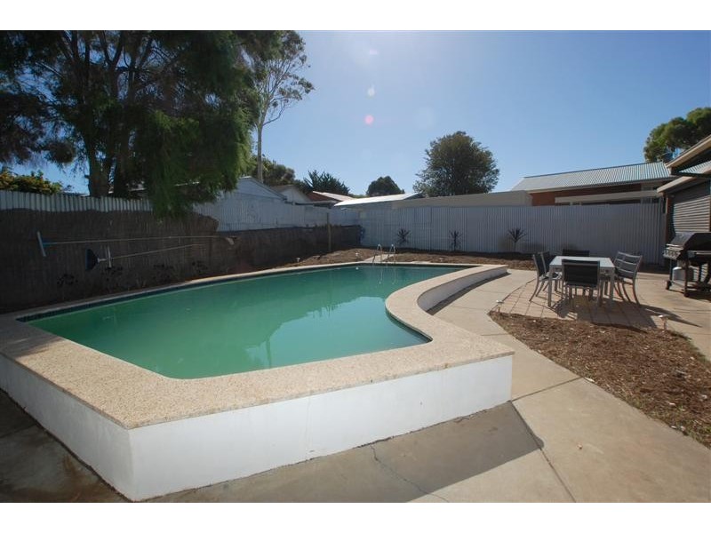 11 Milan Crescent, Hackham West SA 5163