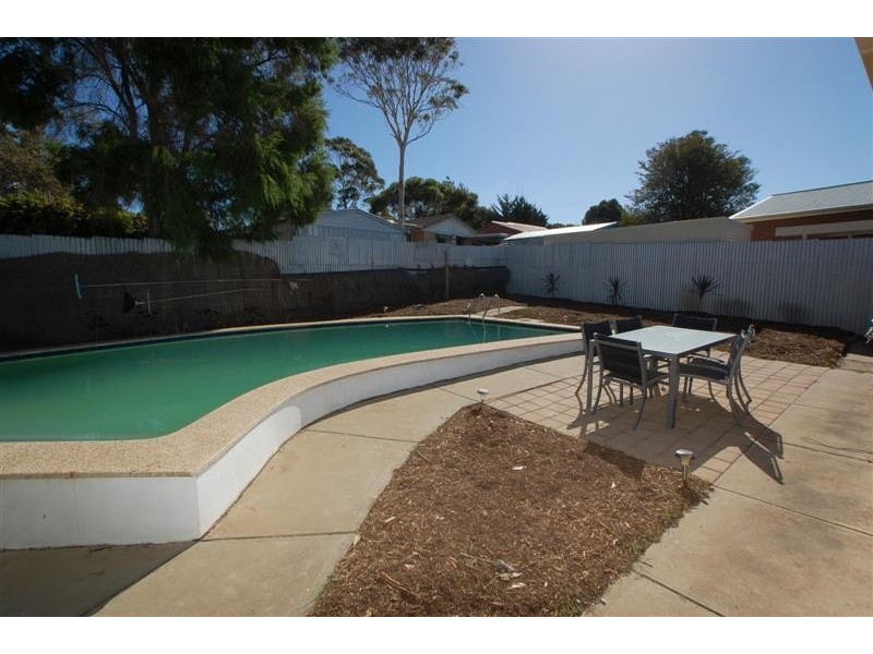 11 Milan Crescent, Hackham West SA 5163