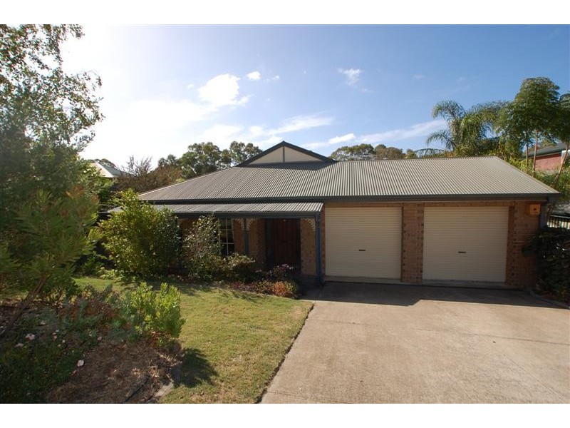 15  Lorikeet Grove, Flagstaff Hill SA 5159