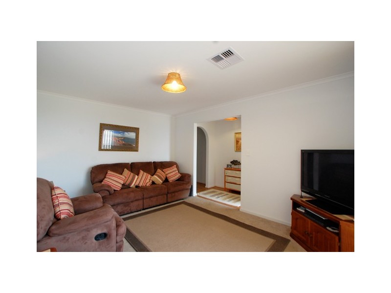 16 Albany Way, Seaford Rise SA 5169