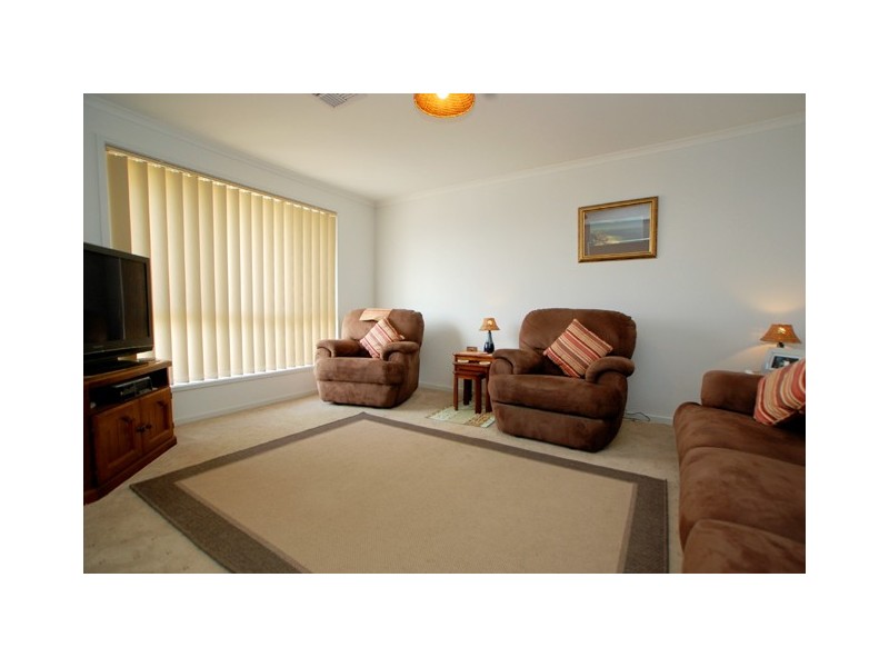 16 Albany Way, Seaford Rise SA 5169