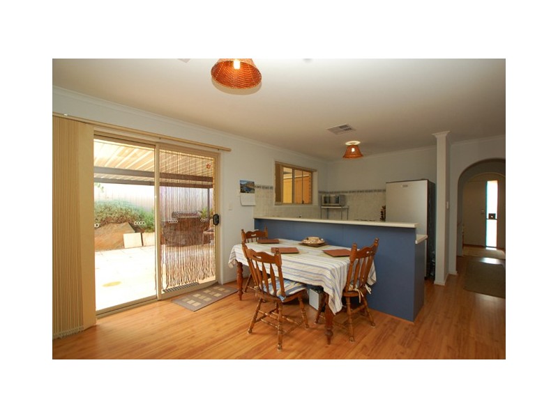 16 Albany Way, Seaford Rise SA 5169